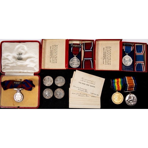 29 - The Royal Household Long and Faithful Service medal, Geo VI issue, suspender arms engraved 1925 and ... 