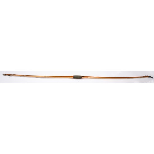 374 - A good quality vintage English longbow, 75