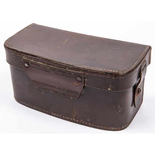 66 - A WWI orderlies brown leather medical pouch, probably Imperial German. £30-40