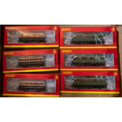 10 - 6 Hornby Hobbies Coaches. 3x SR 6 Wheel Coaches. 2x 3rd Class with lights (R.40132 and R.40132A). Pl... 