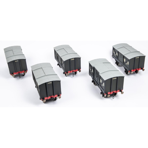 125 - 5x Gauge Three 2.5 inch gauge LNWR railway 4-wheel box vans in grey. In resin and white metal and bu... 