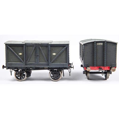 125 - 5x Gauge Three 2.5 inch gauge LNWR railway 4-wheel box vans in grey. In resin and white metal and bu... 