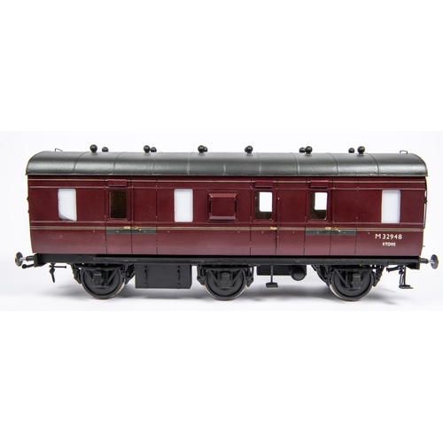 128 - A Gauge Three 2.5 inch gauge LMS 6-wheel Stove R Passenger Brake Van, M32948. Built from a kit by GR... 