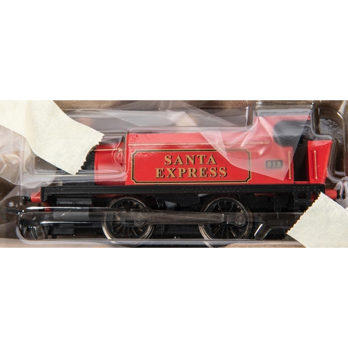 21 - 2 Hornby Hobbies Train Sets. An i Traveller 6000. HM6000 App Based Analogue Control train set. Compr... 