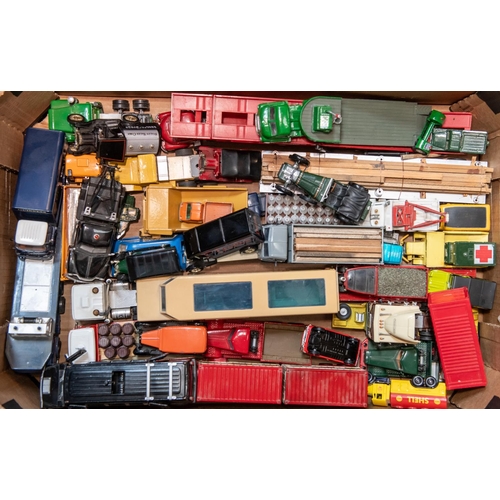 218 - Quantity of variuos makes, To include, Corgi, Dinky, Budgie, Joal, Lledo, Matchbox, corgi Classics, ... 