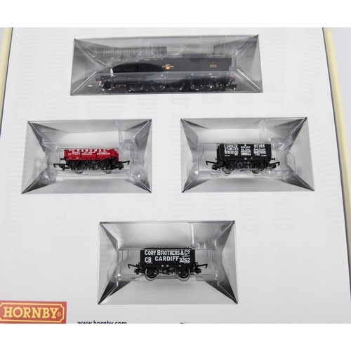 22 - 2 Hornby Hobbies Train Packs. A Peppercorn 2-6-0 K1 Class Freight Pack (3671). Comprising a British ... 