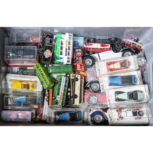 223 - A quantity of boxed and unboxed diecast vehicles by various makes including; Solido, Matchbox, Corgi... 