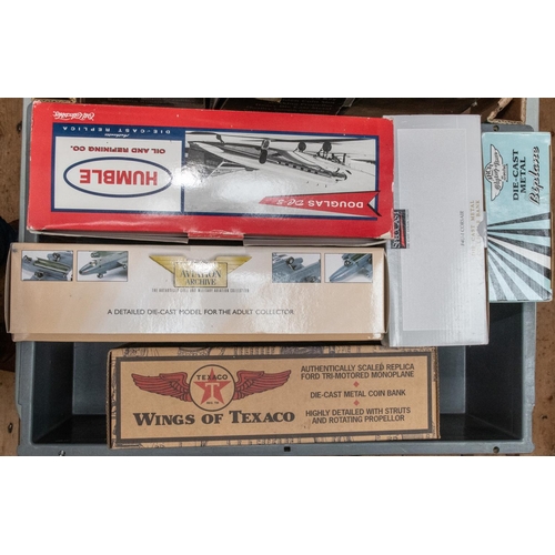 237 - 14x Aircraft models by various makes including Corgi Aviation Archive, Ertl Collectibles, Gearbox Co... 