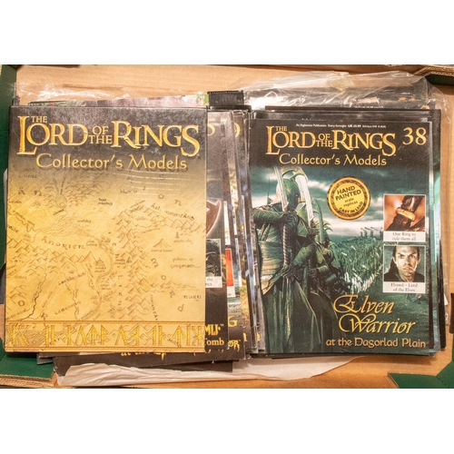 283 - Large collection of Lord Of The Rings collectors models metal figures by Eaglemoss, Hand painted rep... 