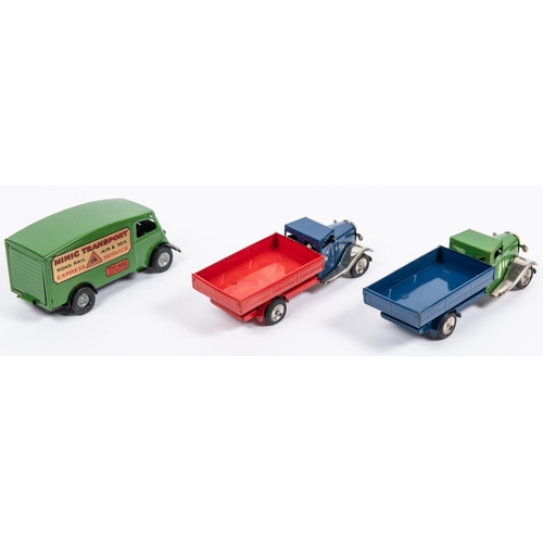 290 - 3x Tri-ang Minic clockwork tinplate commercial vehicles. A Delivery Van in green Minic Transport. 2x... 