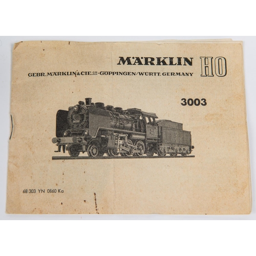 81 - 3x Marklin HO gauge railway 3-rail locomotives. A DB 4-6-2 tender loco, 01 097, in black (3048). A 2... 