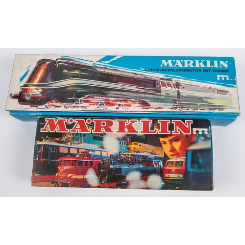 84 - 2x Marklin HO gauge 3-rail locomotives. A streamlined 4-6-2 tender loco (3094), 03 1051, in lined bl... 