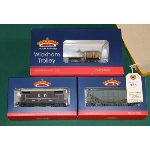 111 - 3x Bachmann Branch-Line Model Railways. Wickham Trolley Car BR Engineers (32-992). Plus an SE&CR 'Da... 