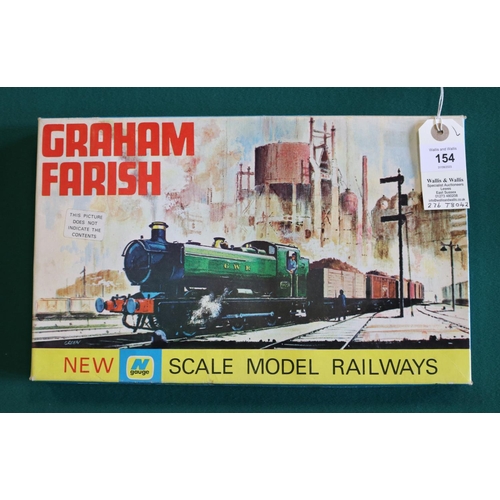 154 - 2 Graham Farish/Lima N Gauge Locomotives and 23 wagons. A Graham Farish BR Departmental Class 08 Die... 