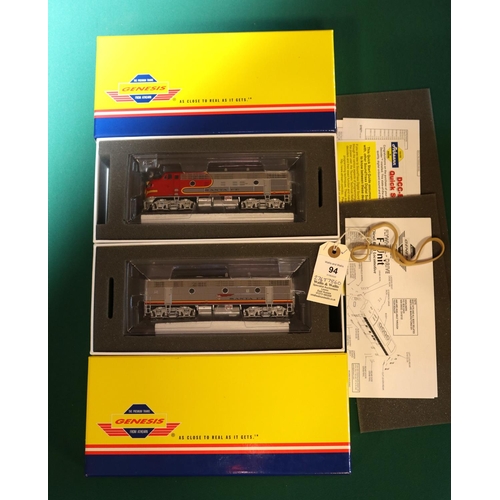 94 - An HO Gauge Athearn Genesis (G22188) Santa Fe Railroad Passenger F7A/F7B set comprising 2x powered B... 