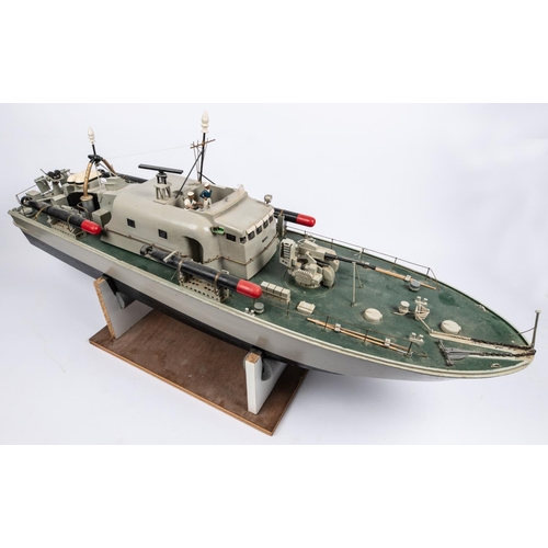 261 - An impressive 'Perkasa' Torpedo Boat. Fitted with twin shafts, propellers and rudders, with working ... 