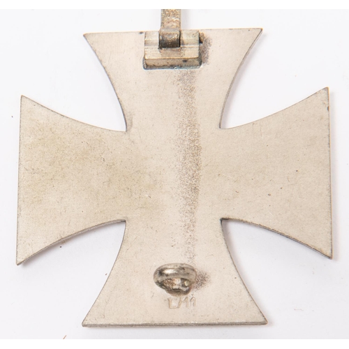 145 - A 1939 Iron Cross 1st Class, in its box VGC £120-150