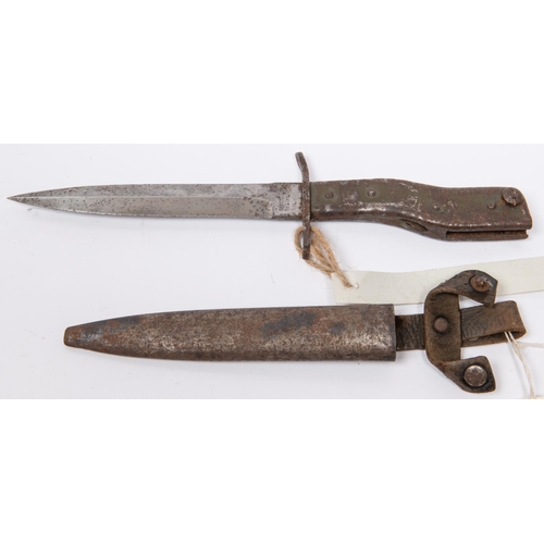 186 - A WWI trench knife bayonet, 6