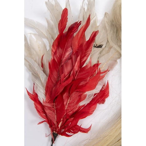 285 - A swan's feather plume for Victorian staff officer's cocked hat , length 8