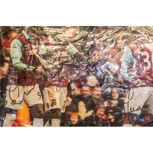 138 - 6 Original Signed West Ham United Pictures and 2 Signed books. Pictures include signatures from Stua... 