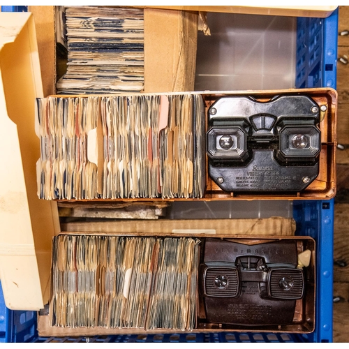 159 - An extensive Collection of vintage view master viewers and reels, 2x 1960s plastic cases each  conta... 