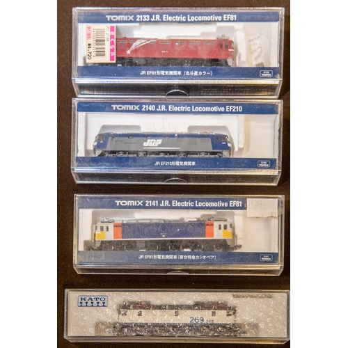 19 - 4 Japanese produced 'N' gauge Locomotives. 3x Tomix: 2133 J.R. Electric Locomotive. A Bo-Bo-Bo in ma... 