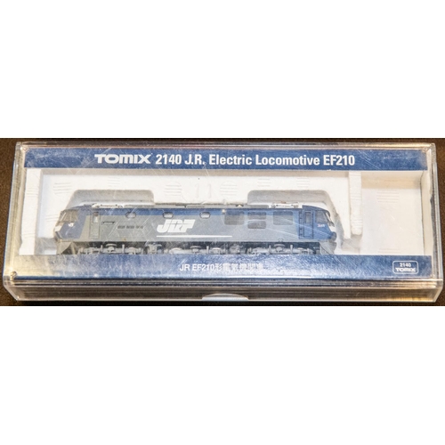 19 - 4 Japanese produced 'N' gauge Locomotives. 3x Tomix: 2133 J.R. Electric Locomotive. A Bo-Bo-Bo in ma... 