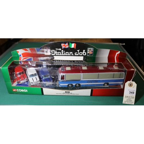 Corgi The Italian Job ミニカーセット s-l1200.jpg