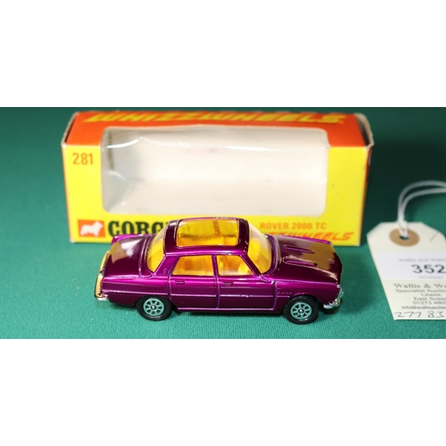 CORGI TOYS　ROVER 2000TC Rover 2000 TC 'Take Off Wheels' and 'Golden Jacks' (275
