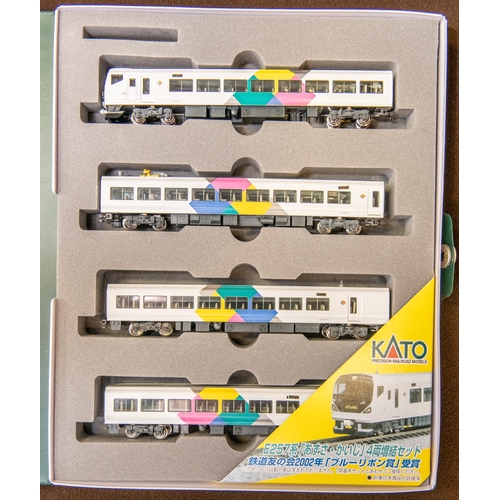 36 - A KATO 'N' gauge Train Pack. (10-434 E257). An E257 Series 'Azusa/Kaiji'. Comprising a 4-car Electri... 