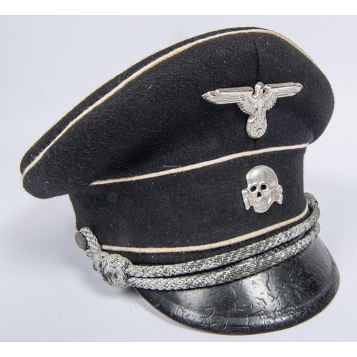 171 - A Third Reich Allgemeine SS officer's black SD cap, white piping, alloy eagle and skull badges, brai... 