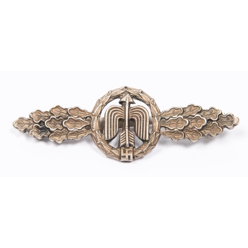 119 - A Third Reich Luftwaffe Operational Flying Clasp in silver for Day Fighters, the centre with recesse... 
