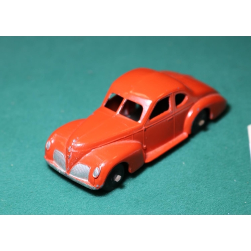 311 - French Dinky Toys Studebaker State Commander (24-O). A rare example made for 1 year only in 1950, fi... 