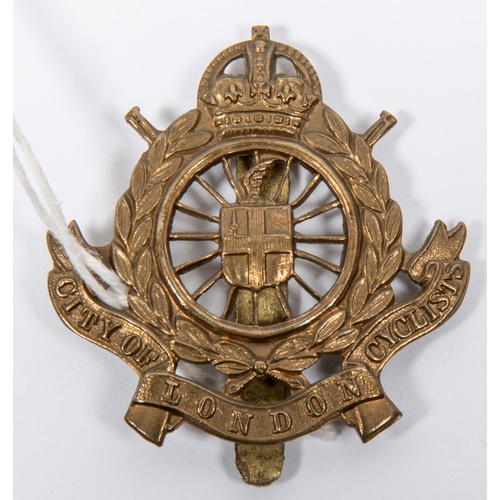 239 - A very short lived cap badge of the 1/1st London Divisional Cyclish Company (City of London Cyclists... 