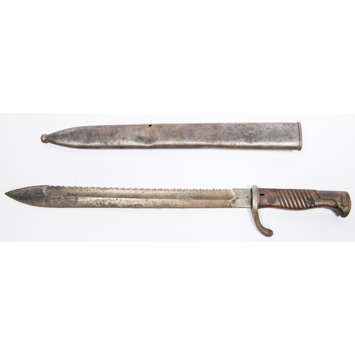 474 - A German M98/05 Mauser bayonet, saw back blade 14½