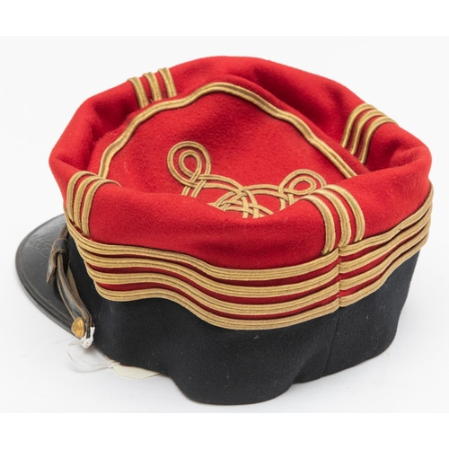 410 - A French 115th Infantry senior officers kepi, red crown with gilt braid piping and badge, gilt braid... 