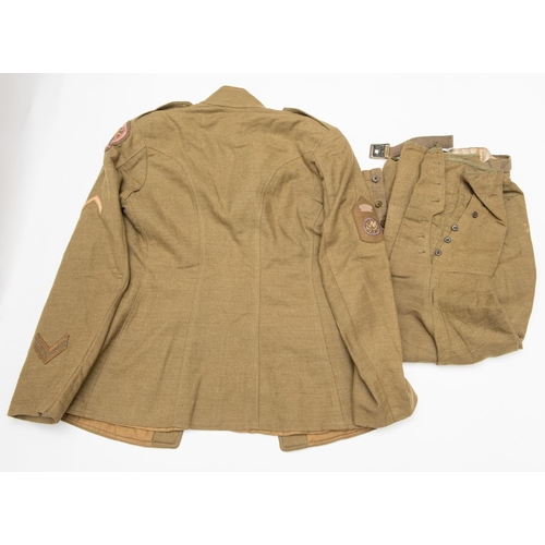 376 - A good WWI US Army NCOs uniform, khaki light weight material, jacket with all insignia and US Victor... 