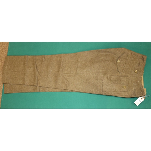 383 - A good pair of WWII Army Air Corps khaki BD trousers, utility pattern, lining marked 