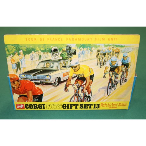 390 - Corgi Toys Gift Set 13 Renault R16 Tour De France Paramount Film Unit. Car in white with black roof ... 