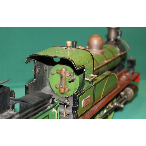 227 - A rare Bing gauge 3 spirit fired GNR 4-4-0 tender locomotive. C.1902 Locomotive 39cm, 6 wheeled tend... 