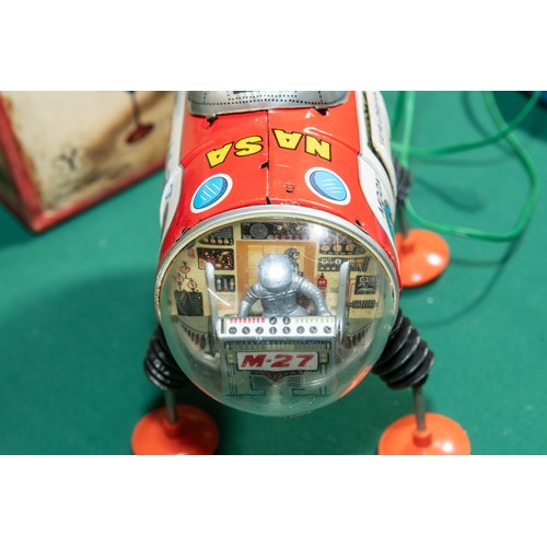 240 - Vintage Tinplate Moon Explorer M-27, Remote controlled space toy. Produced in the 1950s by Yonezawa ... 