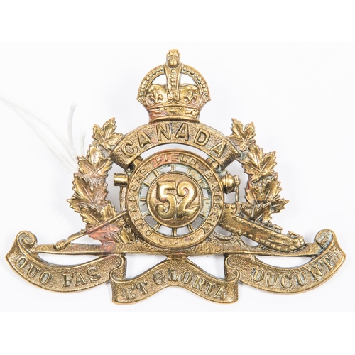 198 - WWI Canadian CEF 52nd Overseas Field Battery Canadian Field Artillery cap badge, with two replacemen... 