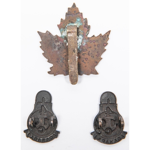 207 - WWI CEF 4th Machine Gun Company bronze cap badge, with slider, and a pair of bronze collar badges wi... 