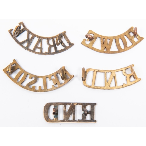 224 - 5 WWI Royal Naval Division brass shoulder titles: 