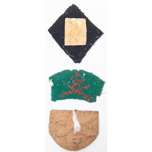 237 - WWI Machine Gun Corps cloth badges, 1 bullion, 4 on felt, 2 x crossed machine guns on green felt, ve... 