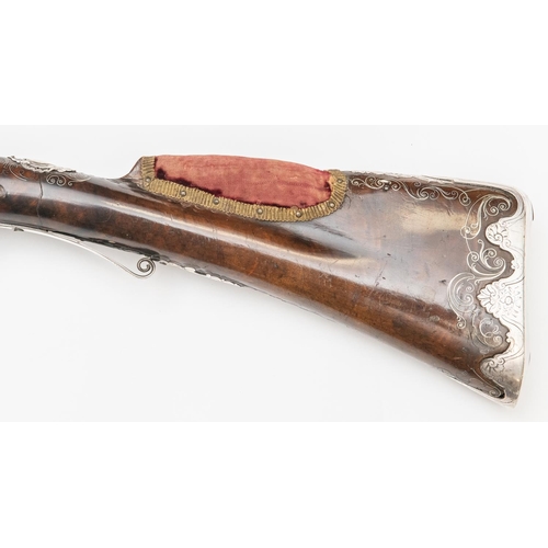 377 - A good quality 16 bore French flintlock sporting gun, c 1770, 50