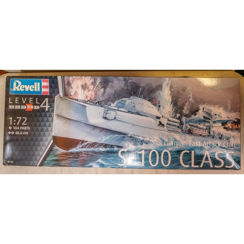 146 - 5 Revell Model Kits. A 1:16 Level 4 Porsche 356 Cabriolet. 1:25 Level 5 Kenwood W-900. 1:25 Level 5 ... 