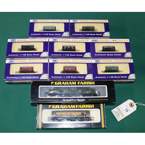 15 - N Gauge Model Railway. 2 Graham Farish. A BR Class 37 diesel locomotive, 'Ben Cruachan', RN D6607 in... 