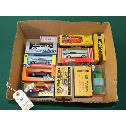 207 - 11 die cast various makes. To include Morestone series AA Land Rover, Britains 26pdr gun Howitzer No... 