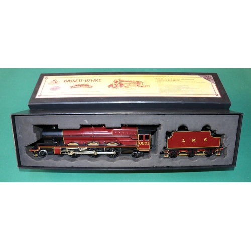 33 - Modern Bassett-Lowke 3-rail electric LMS Princess Class Pacific Locomotive and tender 